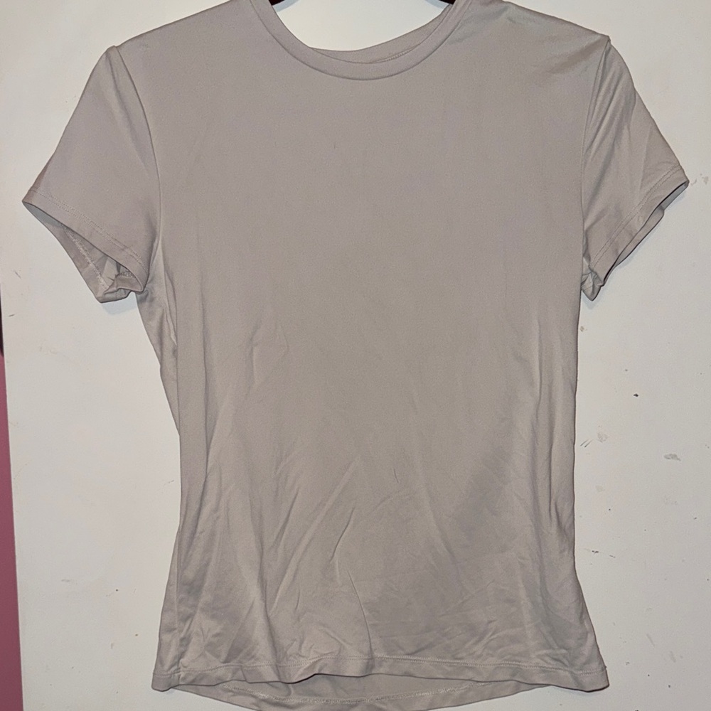 H&M Cream Short Sleeve Tee
